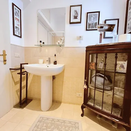 Apartment Elegante Con Terrazzino A San Lorenzo *