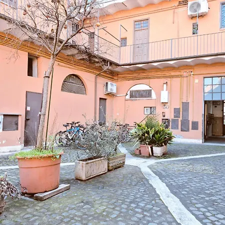 Elegante Con Terrazzino A San Lorenzo Apartment *